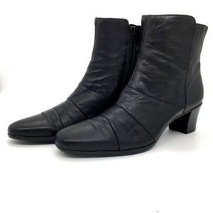 Munro Women’s Black Leather Heeled Ankle Boots Booties Size 7